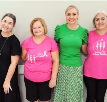 Amigas de Mãos Dadas