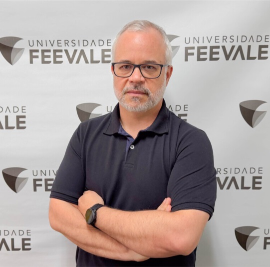 cesar teixeira