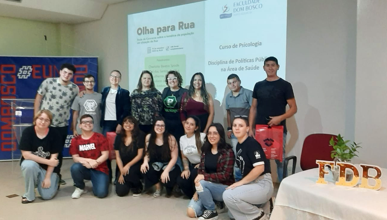 palestra olha para rua