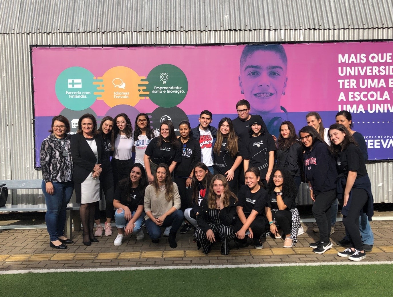 Alunos da Escola Preparatoria Juan Alonso Torres, México. (junho de 2019).