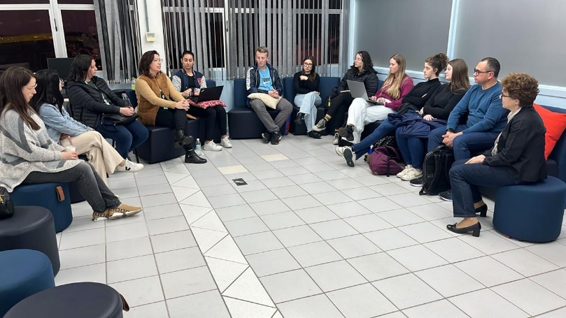 Roda de conversa com estudantes